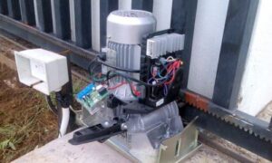 Electric gate motor diagnostics and repair in San Francisco